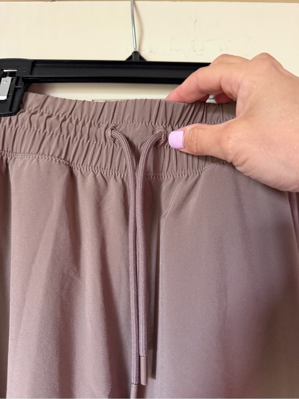 Athleta Avenue Crop Pants Size 16 Tall Tan Wide Leg Travel Pants Zipper Pockets - Picture 4 of 7